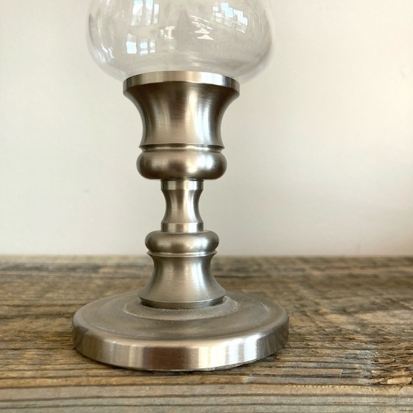 Pewter Baldwin candlestick with glass lantern - Picture 2 of 3